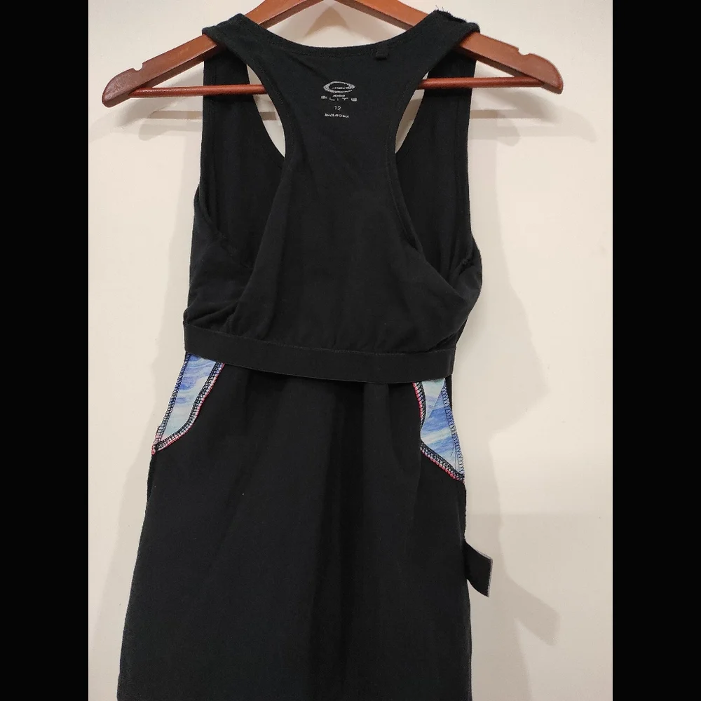 ❌SOLD❌Tank With Bra Attached - Picture 7 of 7
